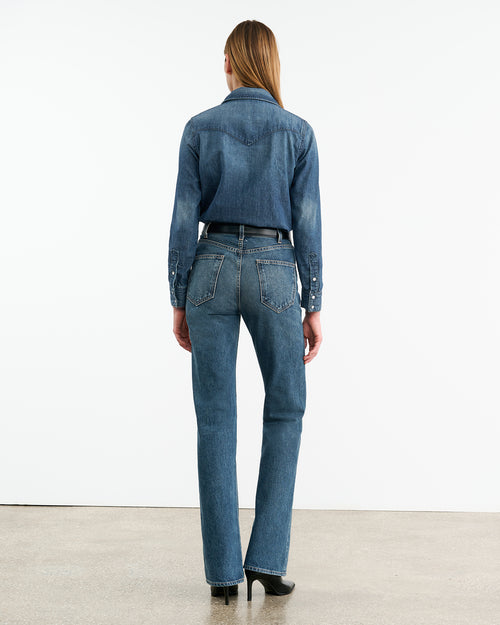 COLLINS DENIM SHIRT IN CLASSIC WASH