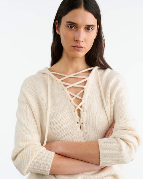 NOEMI CASHMERE SWEATER IN IVORY