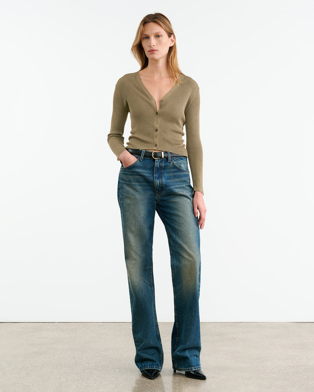 NARI SILK CARDIGAN IN MILITARY GREEN