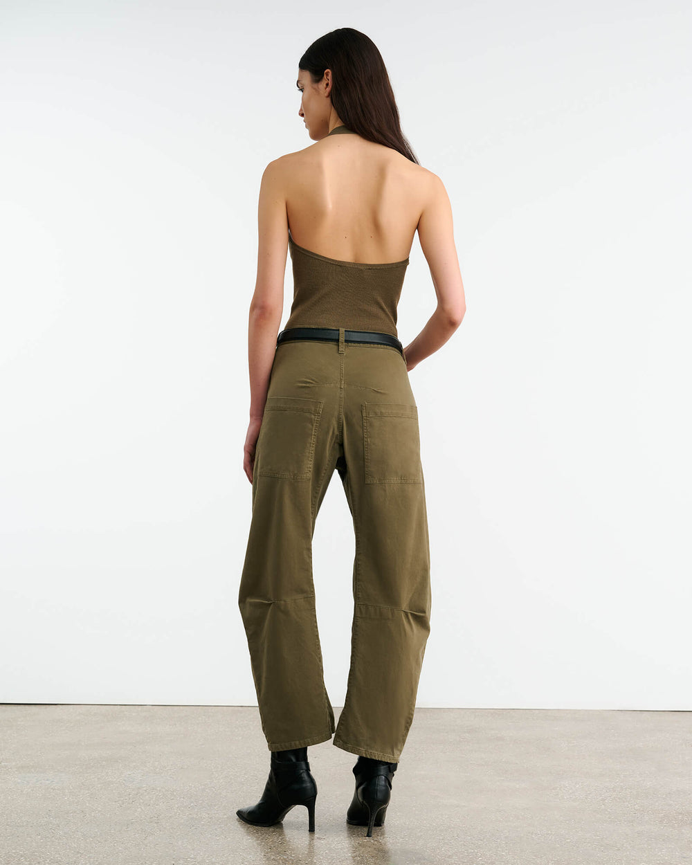 SHON PANT IN MILITARY GREEN