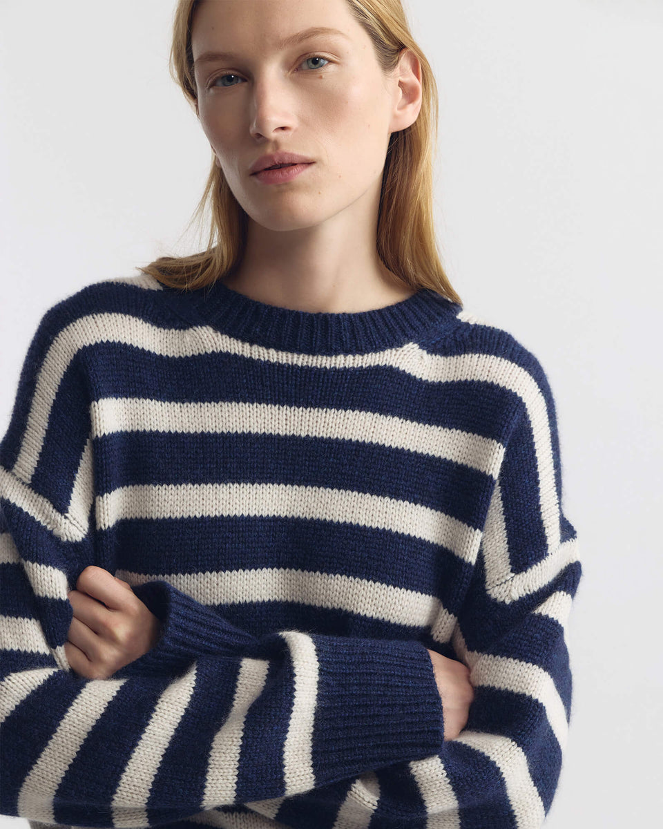 ANISA STRIPE CASHMERE SWEATER IN MARINE/IVORY STRIPE