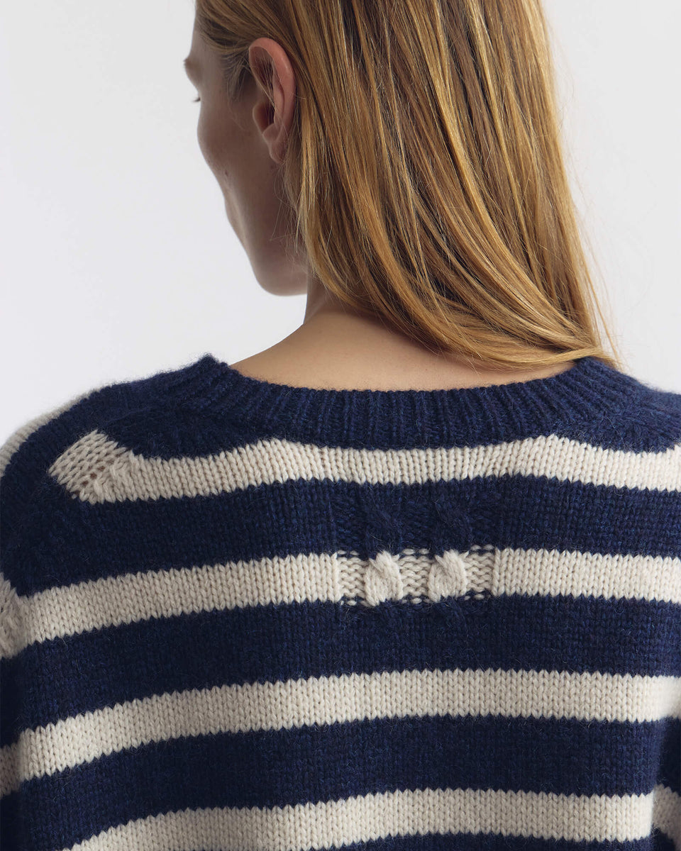 ANISA STRIPE CASHMERE SWEATER IN MARINE/IVORY STRIPE