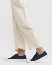 CANVAS SNEAKER IN NAVY