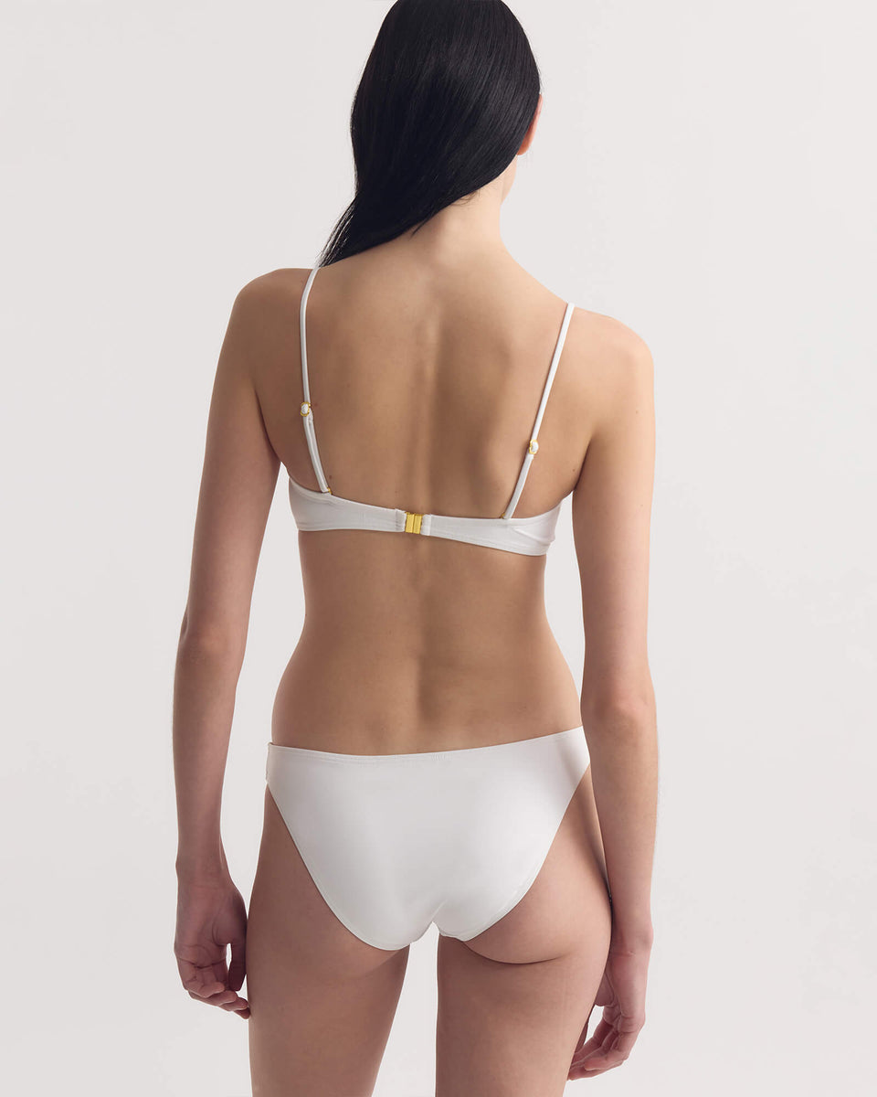 BANDEAU BIKINI TOP IN WHITE