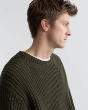 TYLER WOOL SWEATER IN DARK PINE MELANGE