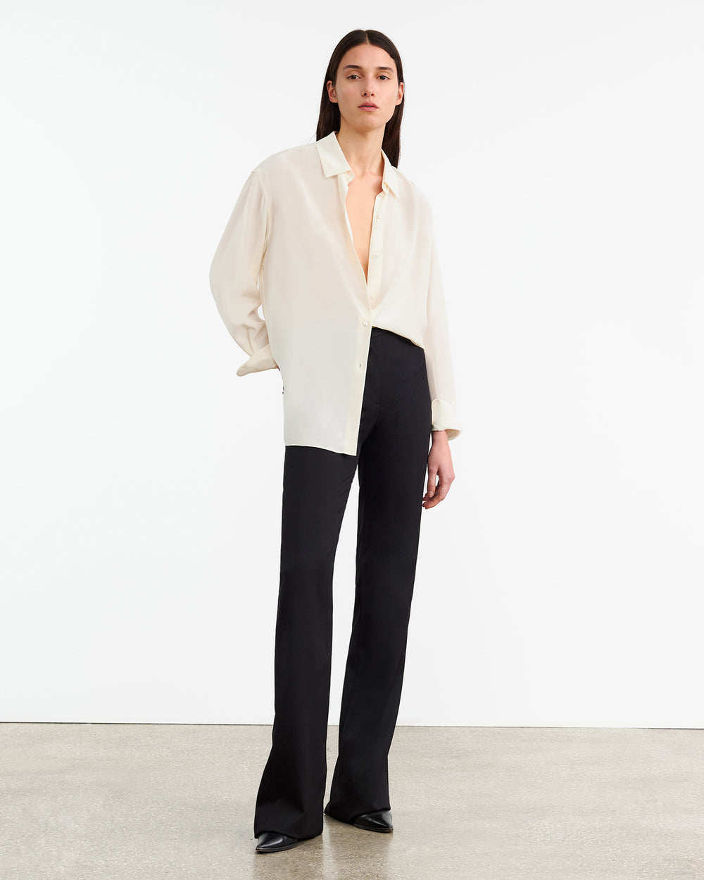 JULIEN SILK BLOUSE IN IVORY
