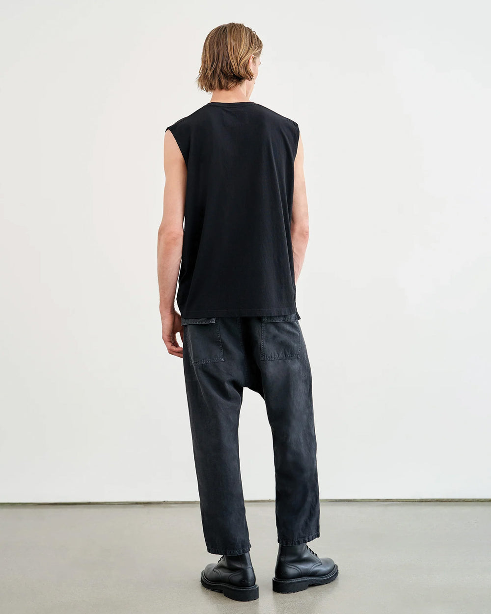 KENT TEE IN JET BLACK