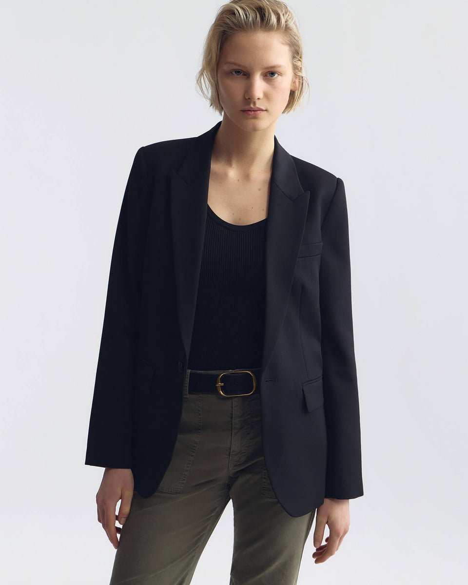 ADELE BLAZER IN BLACK