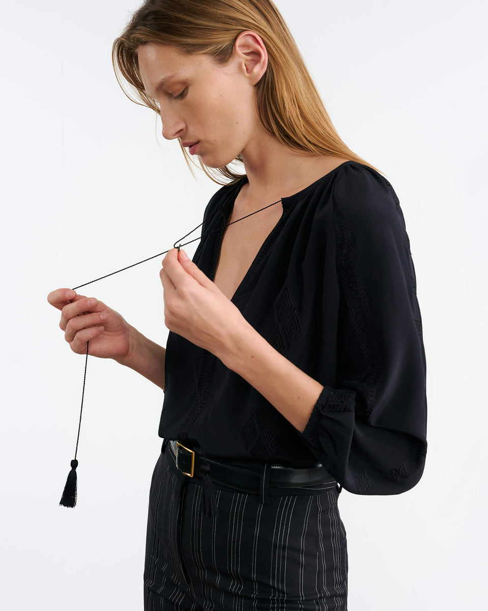 CRISTO SILK BLOUSE IN BLACK