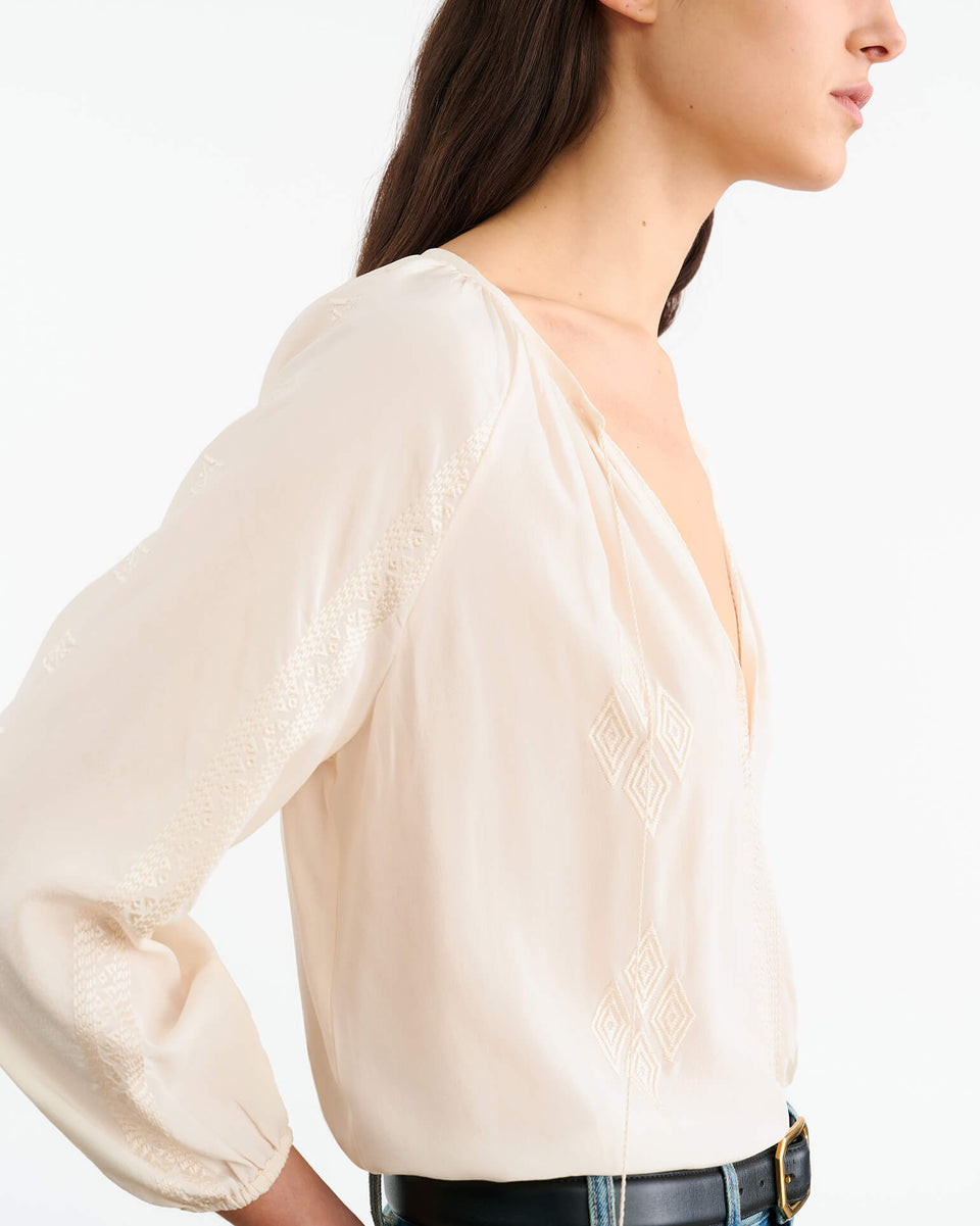 CRISTO SILK BLOUSE IN IVORY