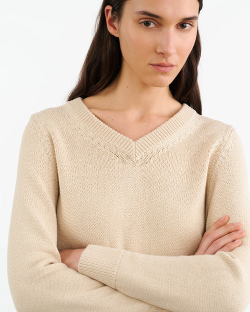 PRIYA SWEATER IN ECRU