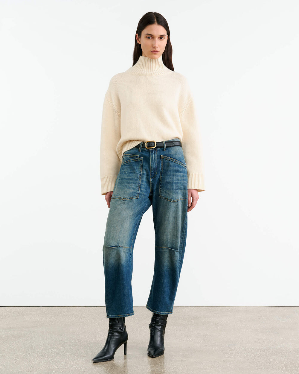 OMAIRA SWEATER IN IVORY