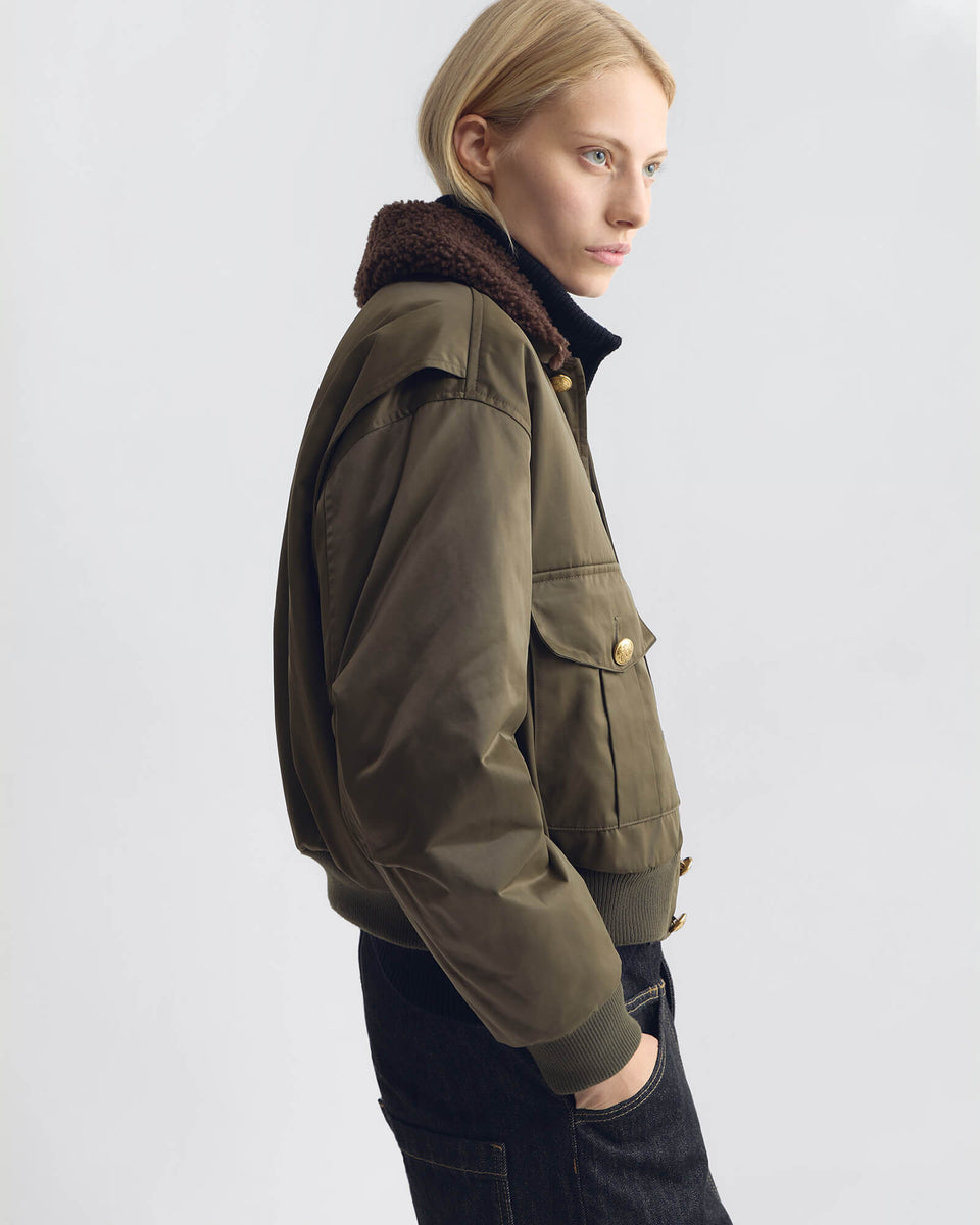 TIGRE BOMBER JACKET IN ARMY GREEN