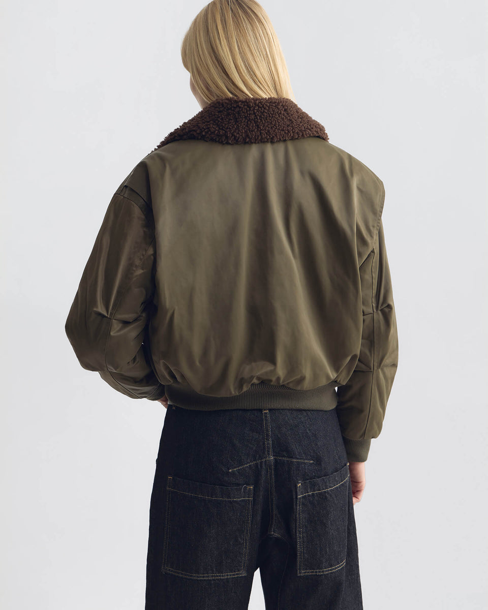 TIGRE BOMBER JACKET IN ARMY GREEN