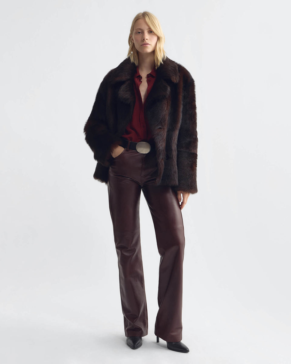 CLEOPHEE DB SHORT SHEARLING COAT IN DARK BROWN