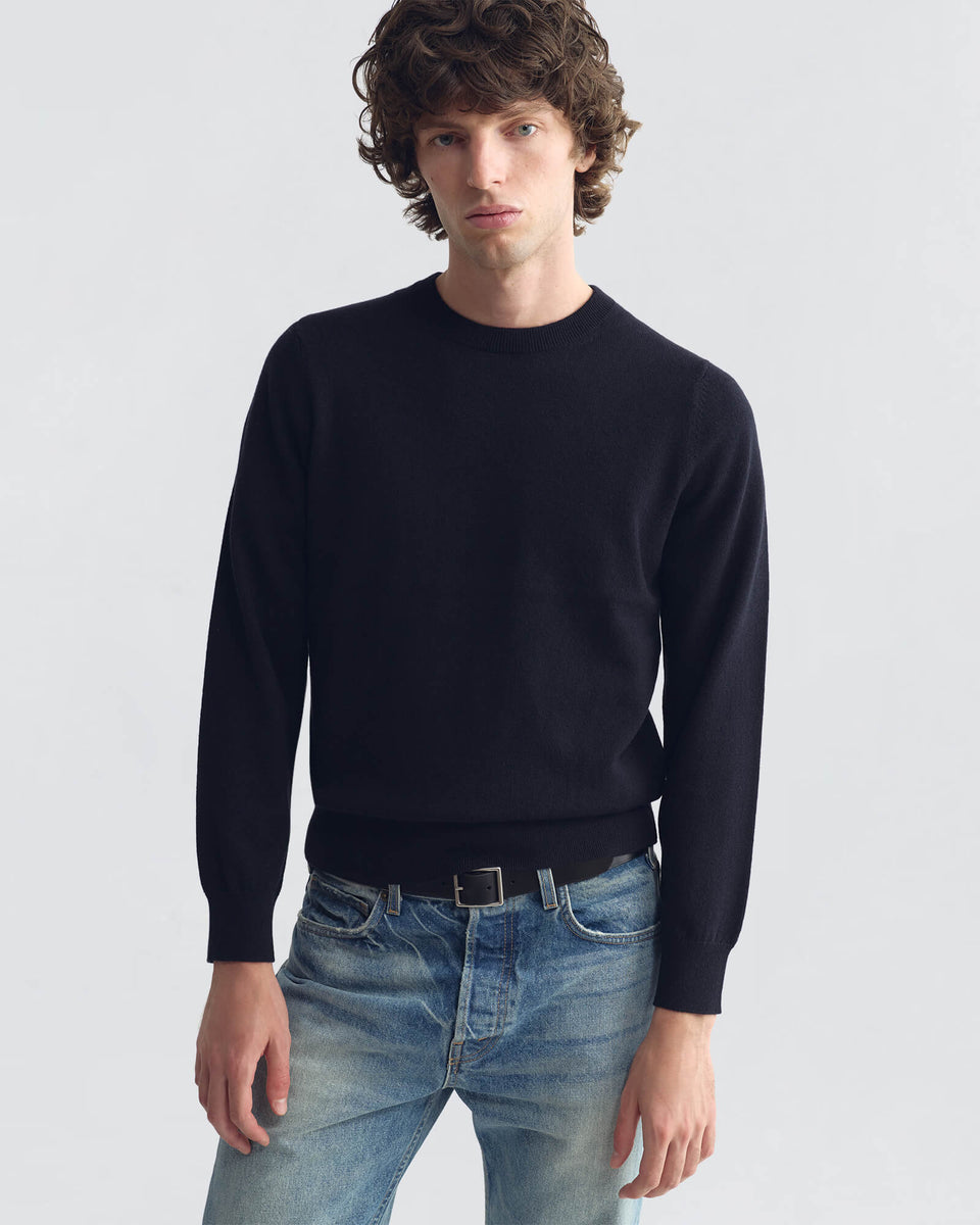 JULIUS CASHMERE SWEATER IN DARK NAVY
