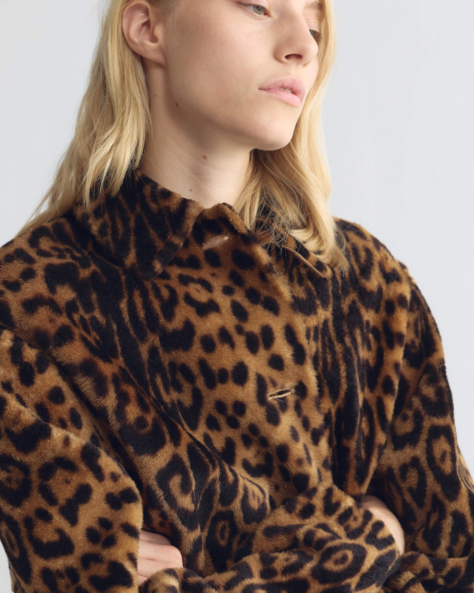 DAVELLE SHEARLING COAT IN LEOPARD PRINT