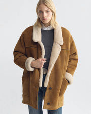 NOELLE SHEARLING COAT IN HONEY/ NATURAL