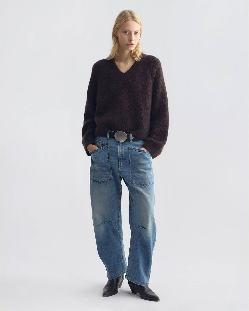 ISLEY CASHMERE SWEATER IN DARK CEDAR