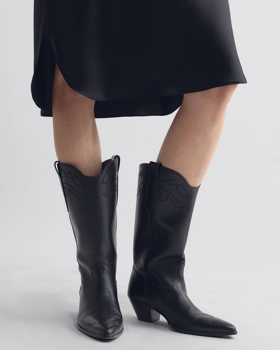 TOWNS BOOT IN BLACK