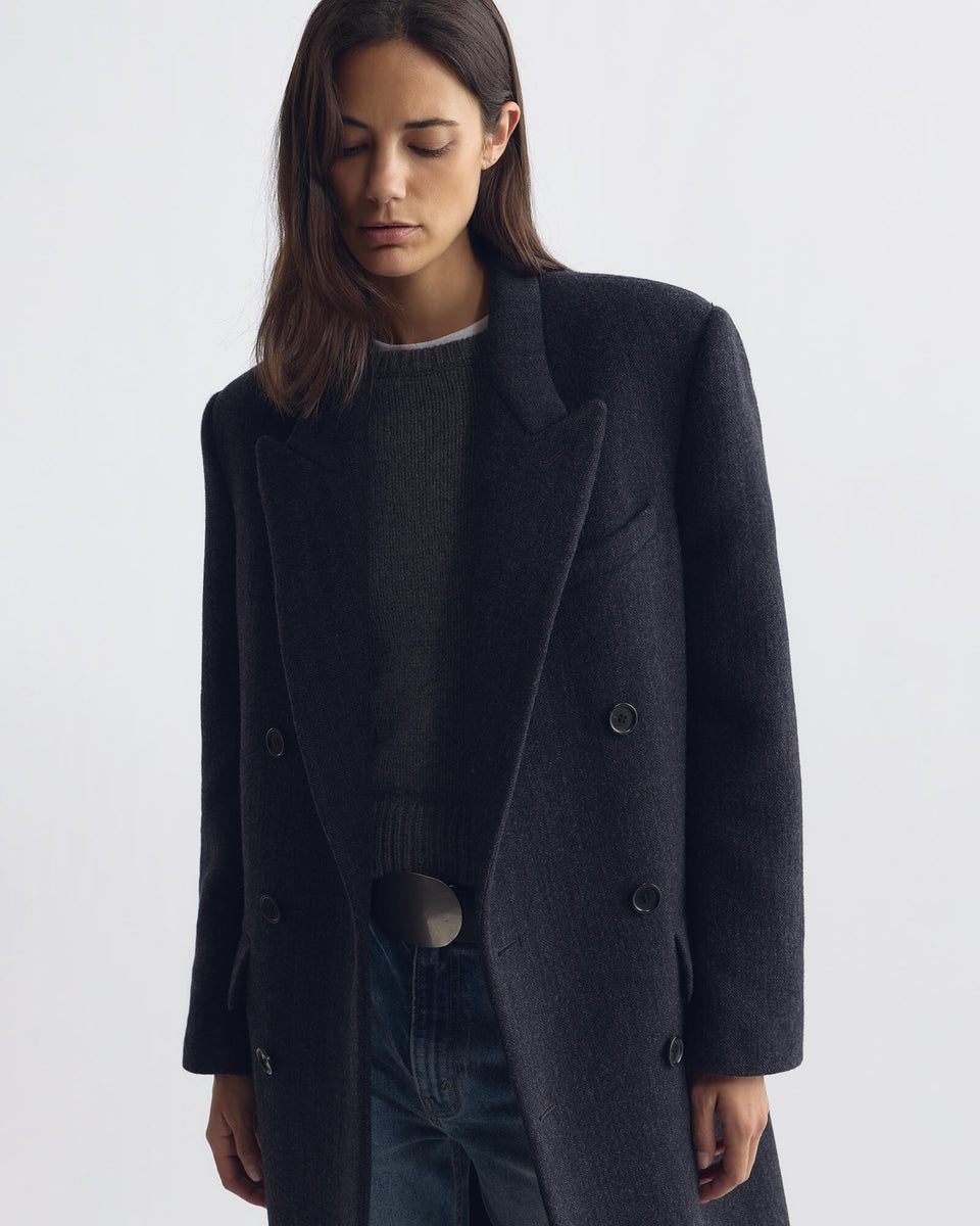 ALAIN TAILORED WOOL COAT IN CHARCOAL HERRINGBONE
