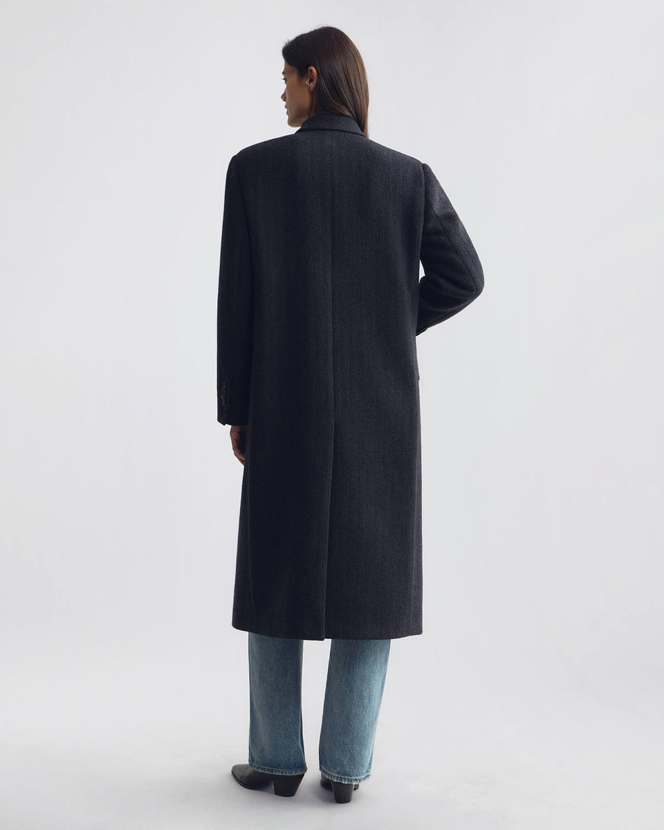 ALAIN TAILORED WOOL COAT IN CHARCOAL HERRINGBONE