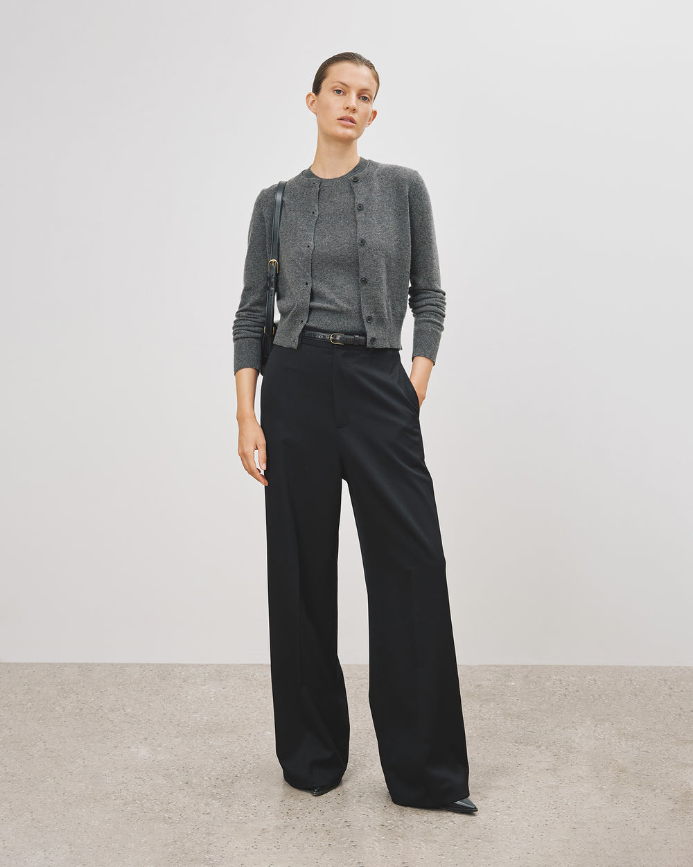 MARCH CASHMERE CARDIGAN IN CHARCOAL