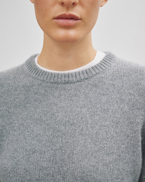 POPPY CASHMERE SWEATER IN POPPY CASHMERE SWEATER