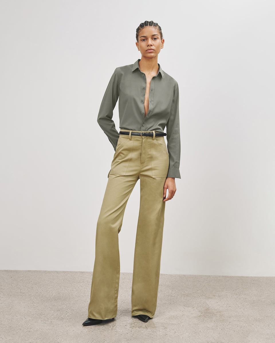 GAIA SILK SHIRT IN ADMIRAL GREEN