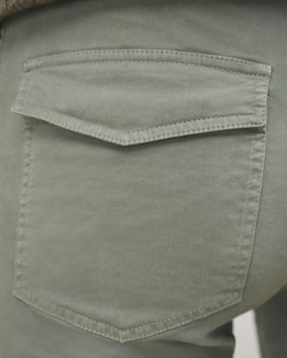 JENNA PANT IN ADMIRAL GREEN