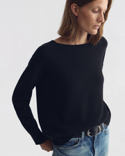 BOYFRIEND CASHMERE SWEATER IN BLACK