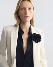 FLORAL SILK BROOCH IN BLACK