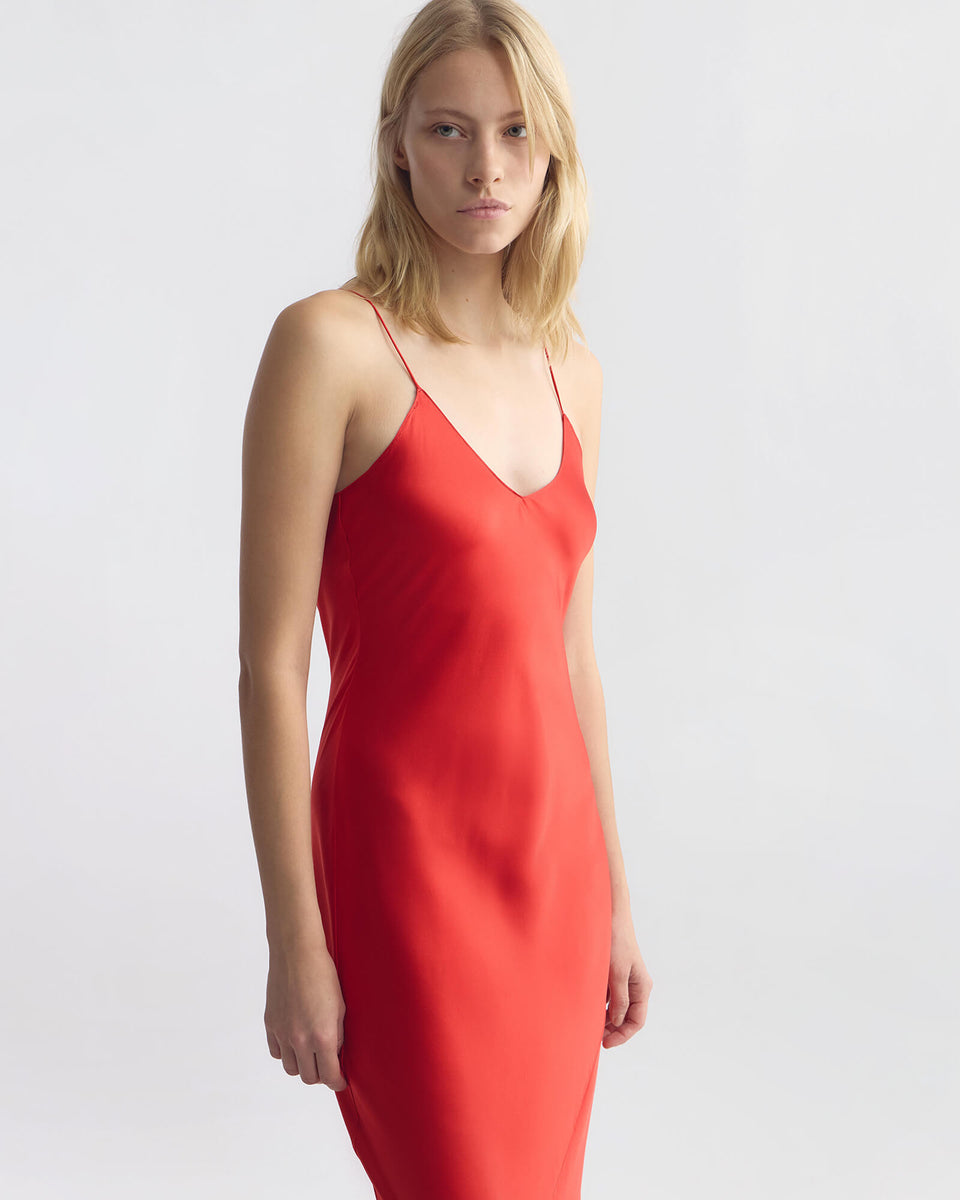 CAMI SILK GOWN IN RED
