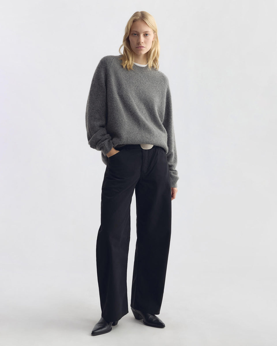 TRISHA SWEATER IN CHARCOAL HEATHER