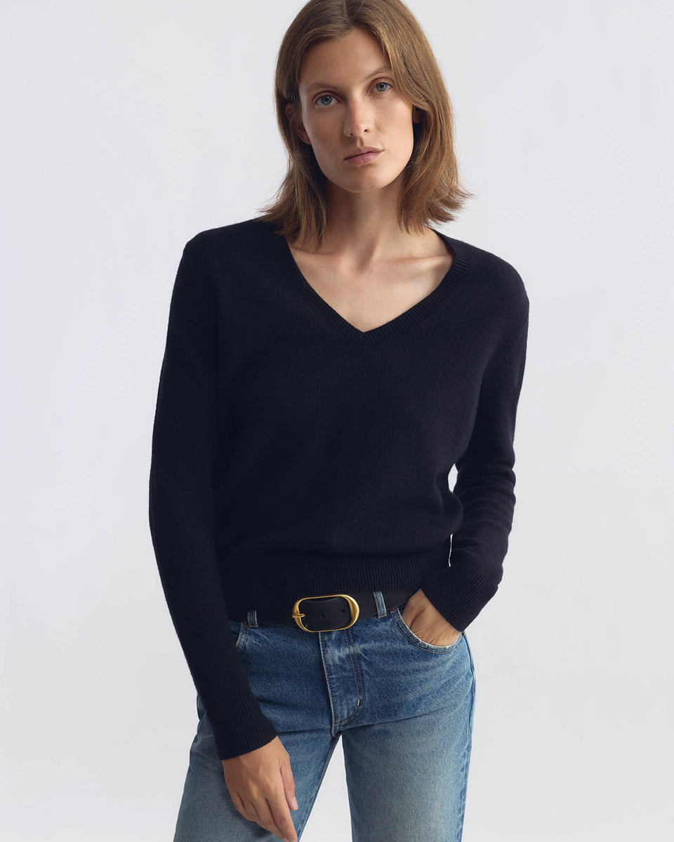 EMMA CASHMERE SWEATER IN DARK NAVY