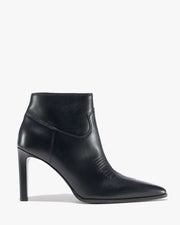 LUCINDA BOOT IN BLACK