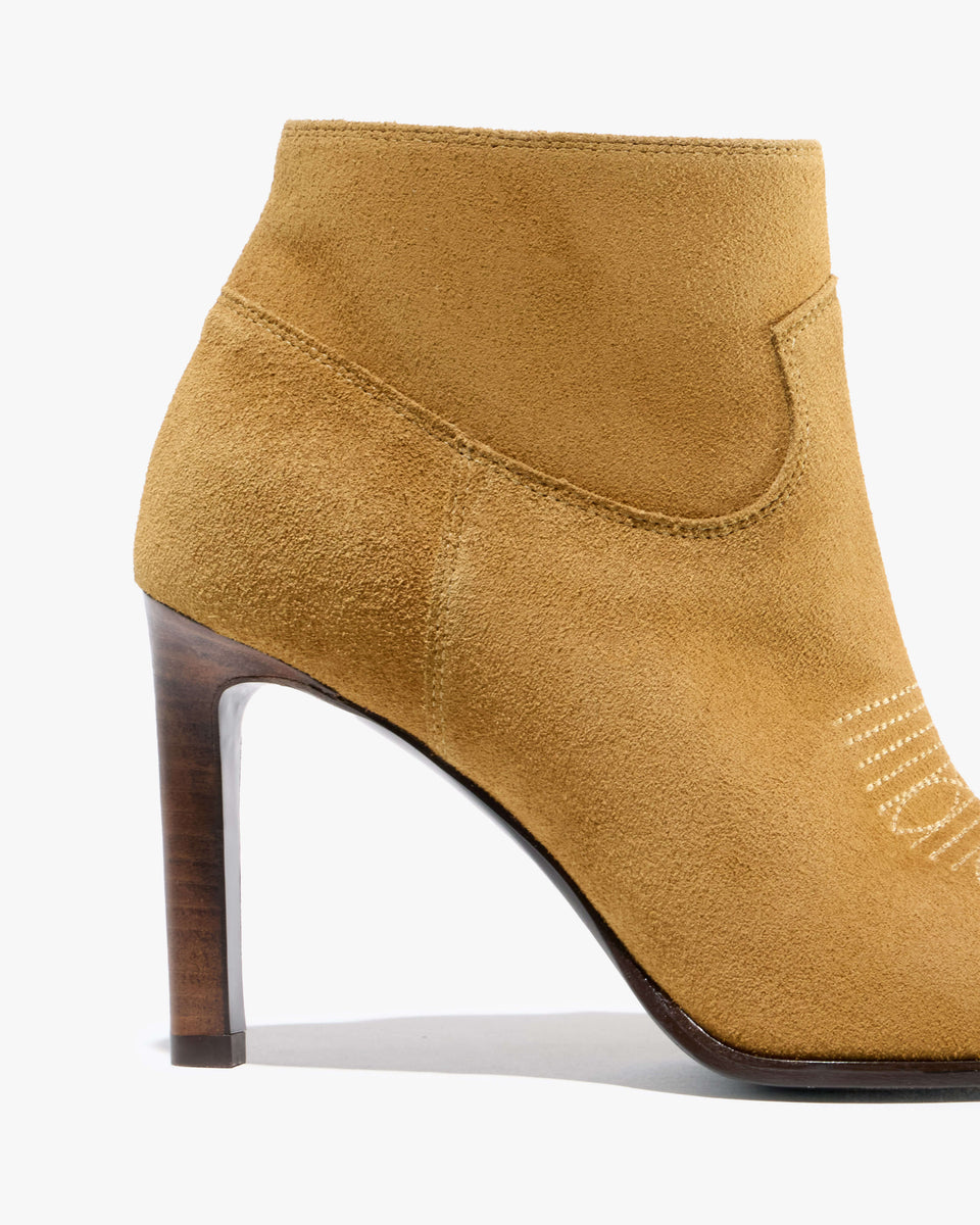 LUCINDA BOOT IN TAWNY