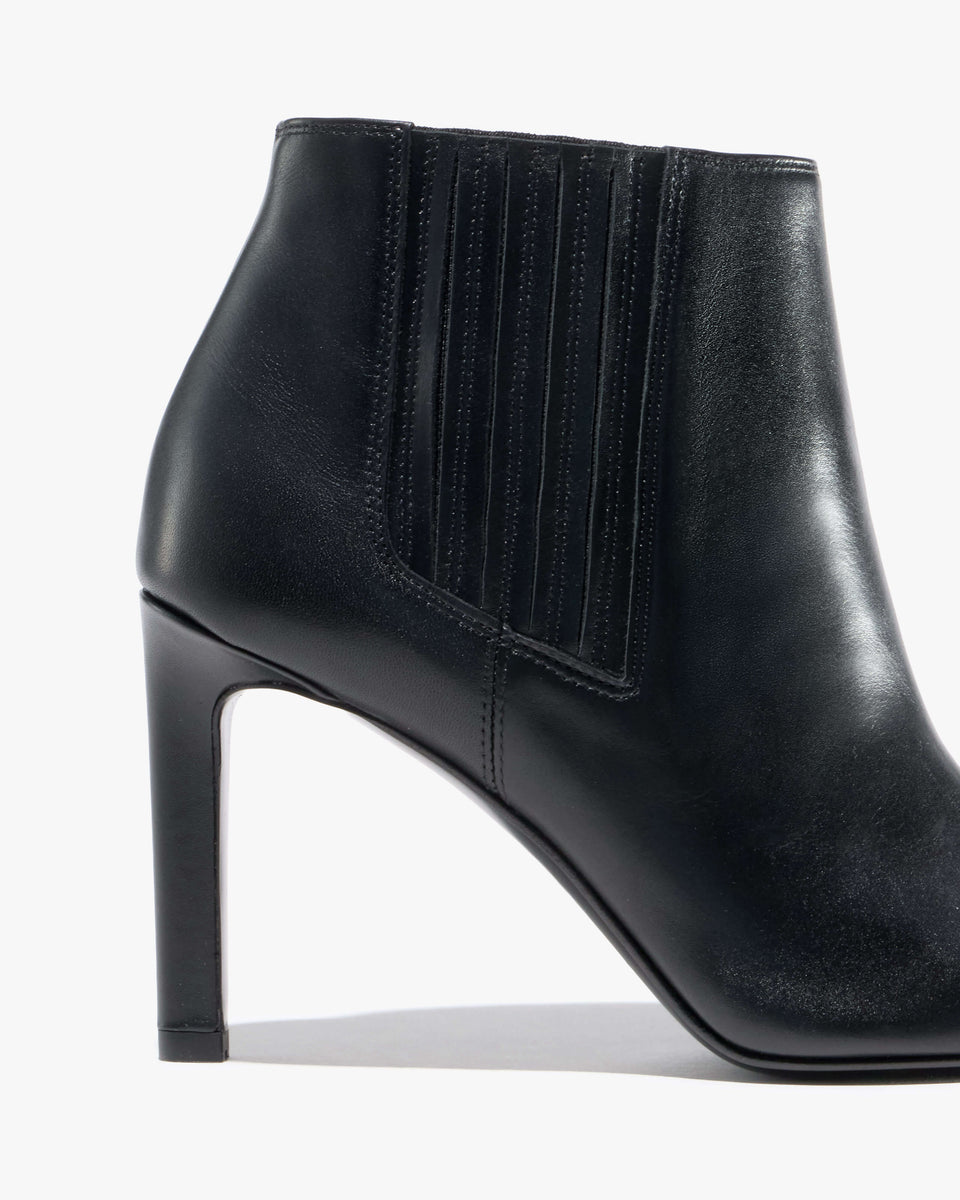 LAURETTA BOOT IN BLACK
