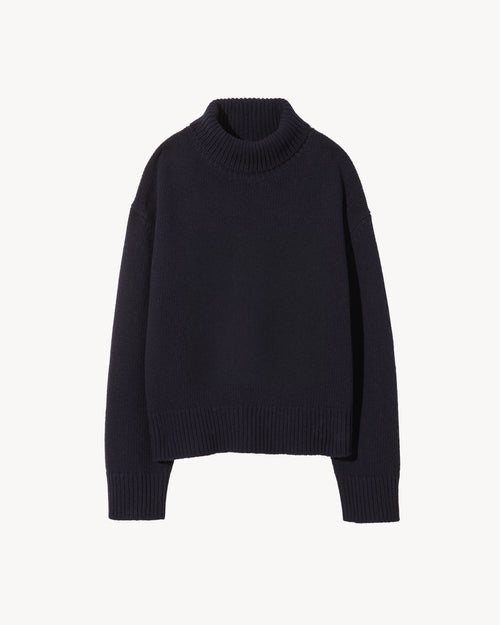 OMAIRA SWEATER IN DARK NAVY