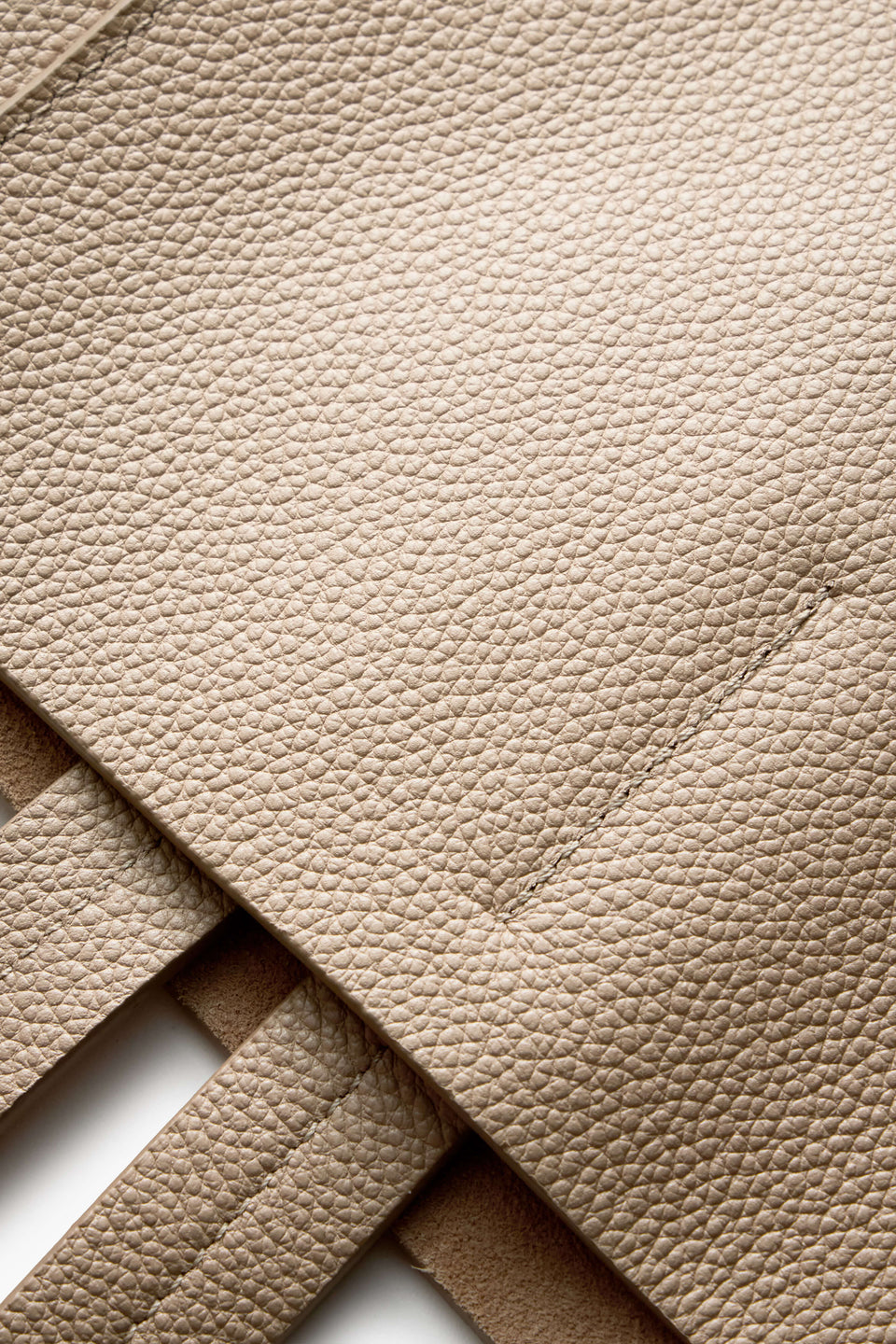 MEDIUM KEITH BAG IN KHAKI