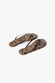 NL X TKEES LEATHER FLIP FLOP IN VINTAGE LEOPARD PRINT