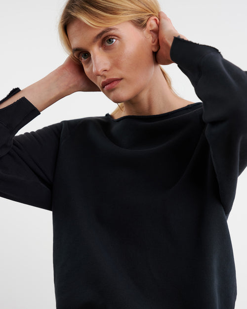 LUKA SWEATSHIRT IN WASHED BLACK