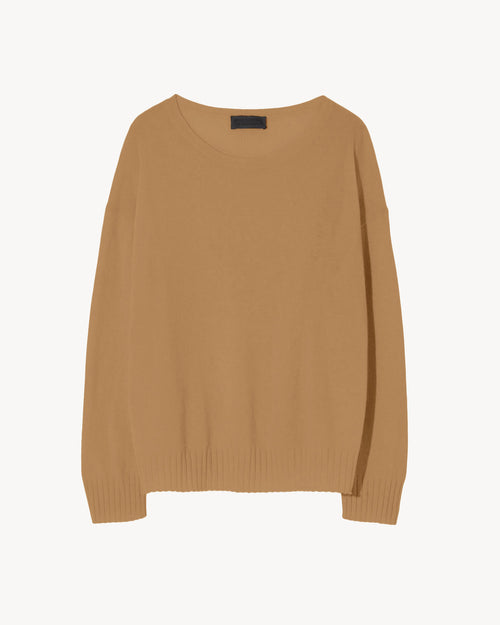 BOYFRIEND CASHMERE SWEATER IN CAMEL