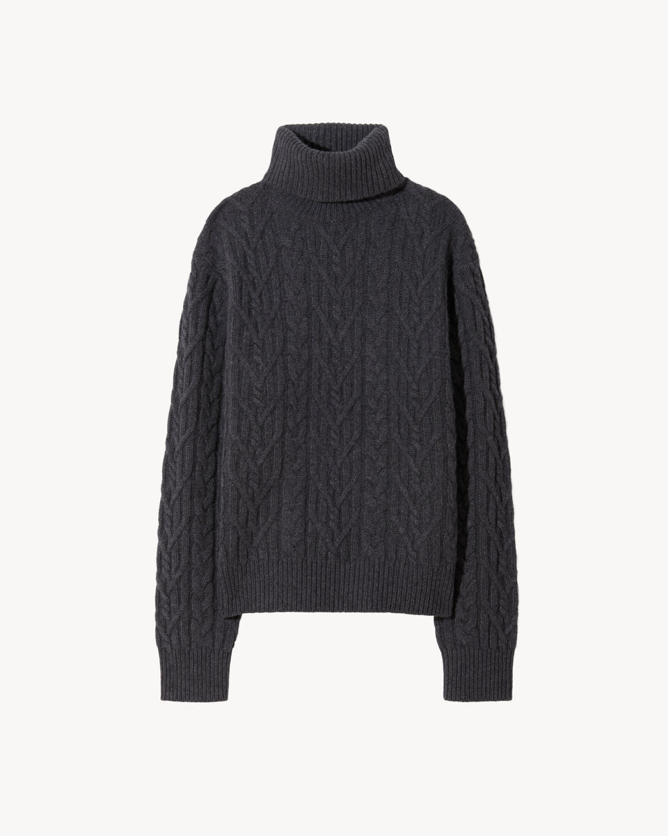 GIO SWEATER IN CHARCOAL