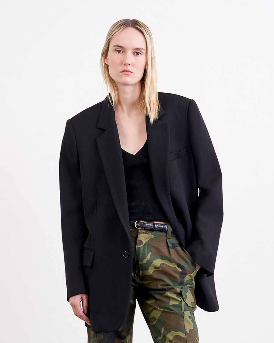 BLACK | featured: spring-23-capsule-3