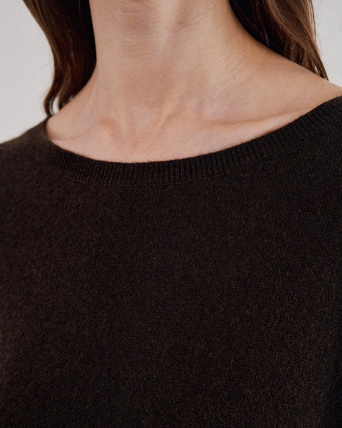 BOYFRIEND CASHMERE SWEATER IN ESPRESSO