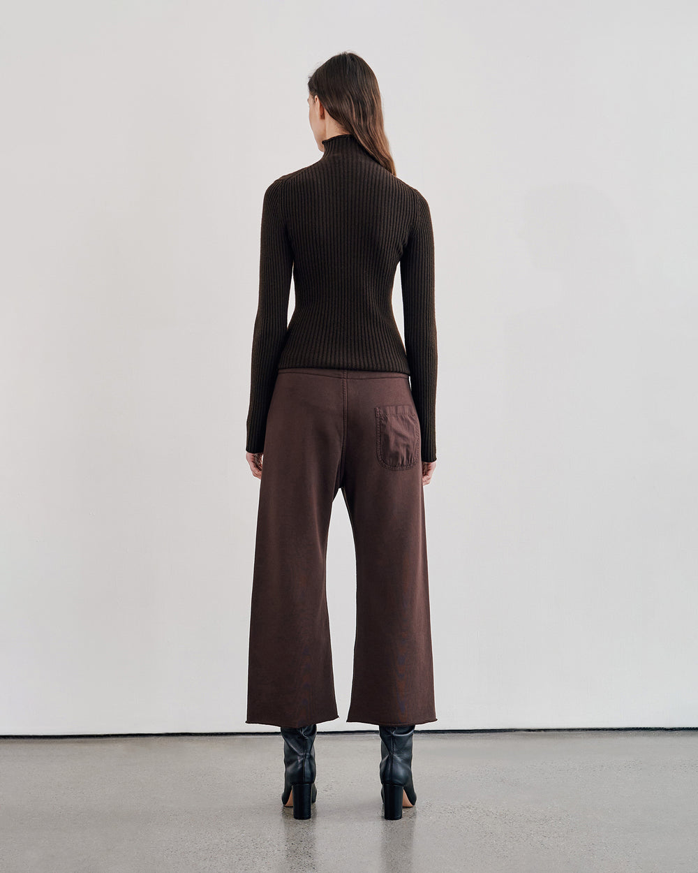 KIKI SWEATPANT IN ESPRESSO