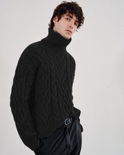 GIO SWEATER IN BLACK