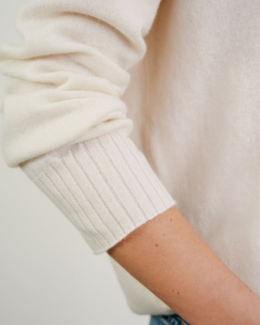 BOYFRIEND CASHMERE SWEATER