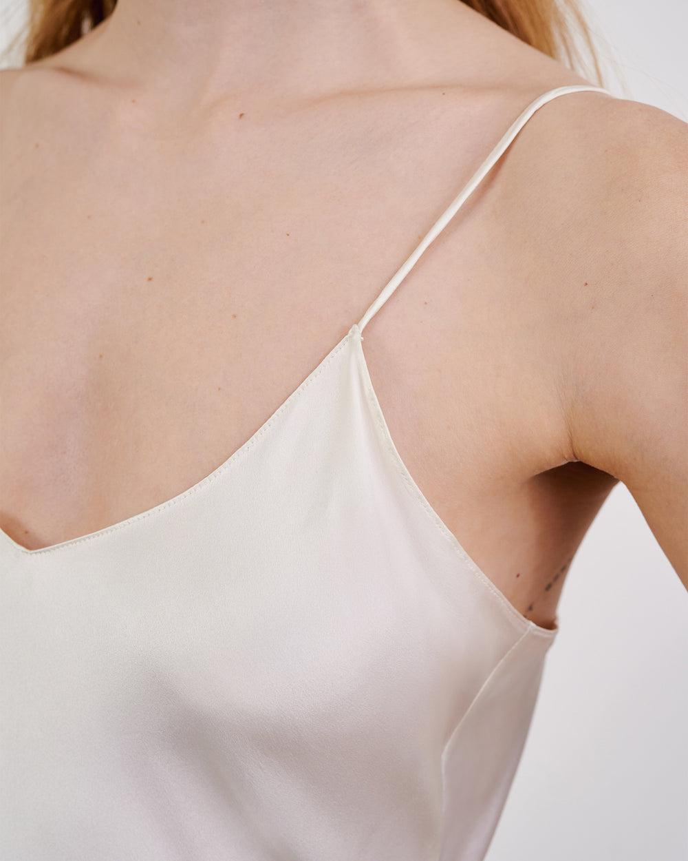 CAMI SILK GOWN IN CAMI SILK GOWN
